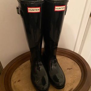 Black Hunter Boots